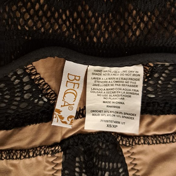 Becca colour play crochet swimsuit size xs - Picture 2 of 8